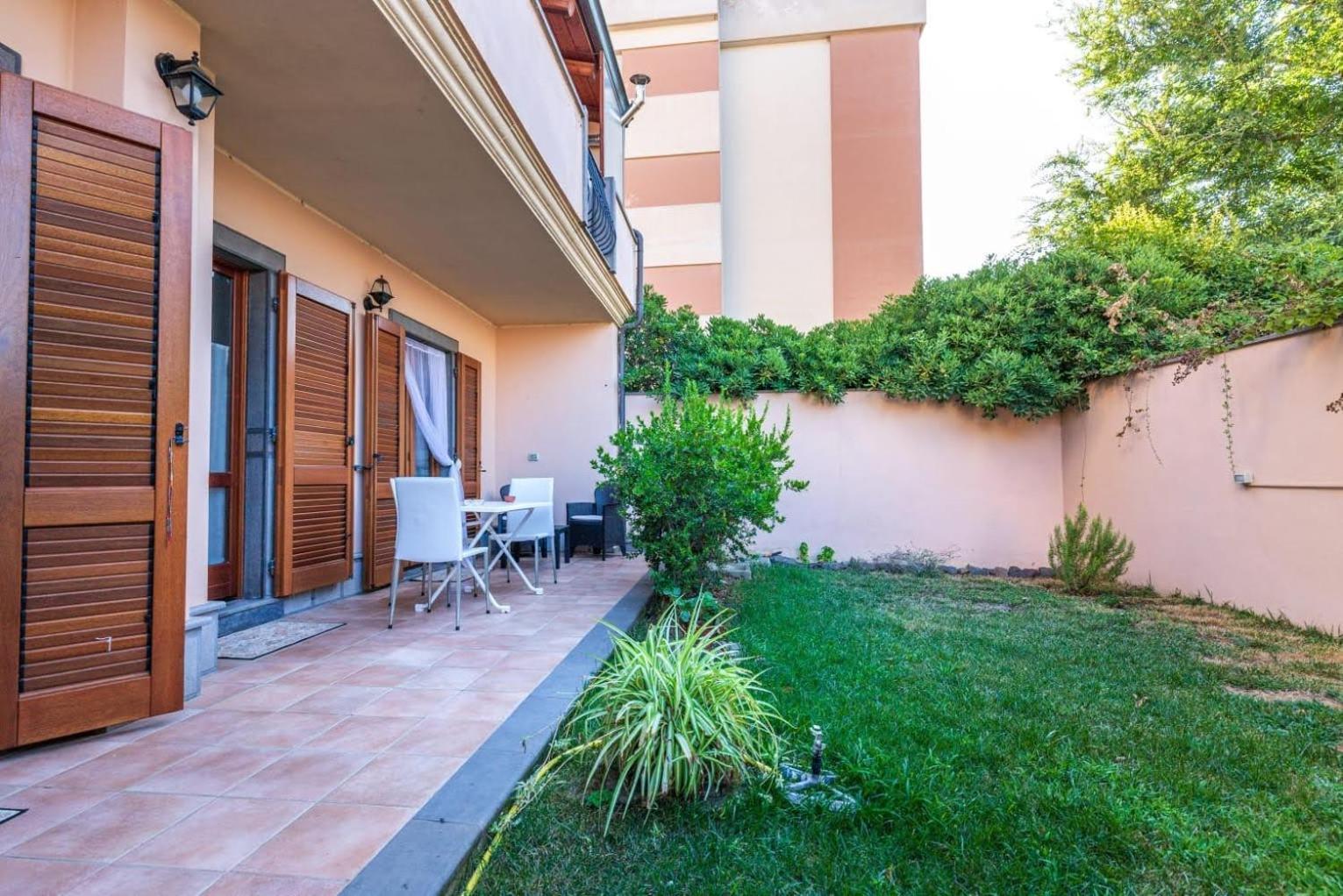 Casa Lilla 1 E 2 Leilighet Oristano Eksteriør bilde